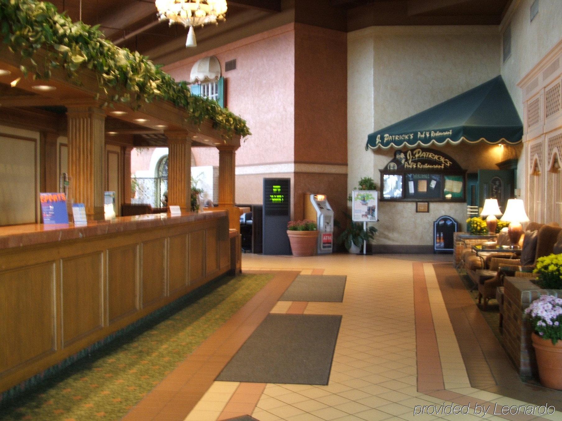 Holiday Inn Perrysburg French Quarter Exterior photo